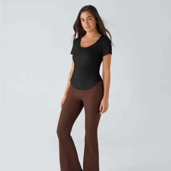 Halara U Neck Short Sleeve Backless Cut Out Ruched Curved Hem Yoga Sports Top - Picture 6 of 7